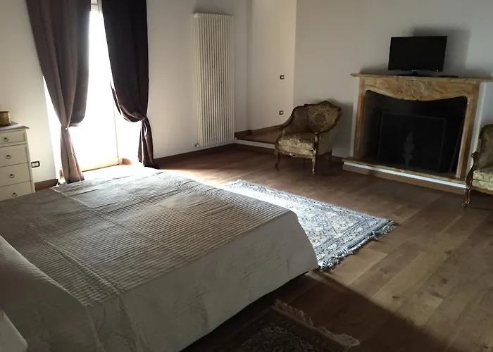 La Residenza Piacentina Oda ve Kahvaltı 4*